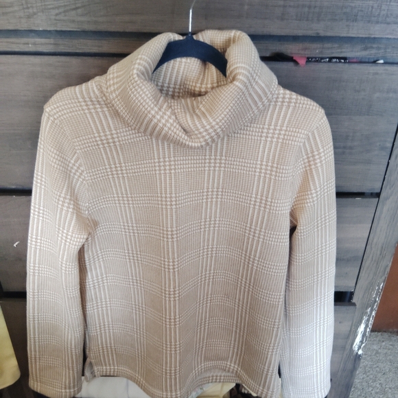 J.CREW Tan Plaid Long Sleeve Funnel neck Pullover - Medium - Picture 5 of 10